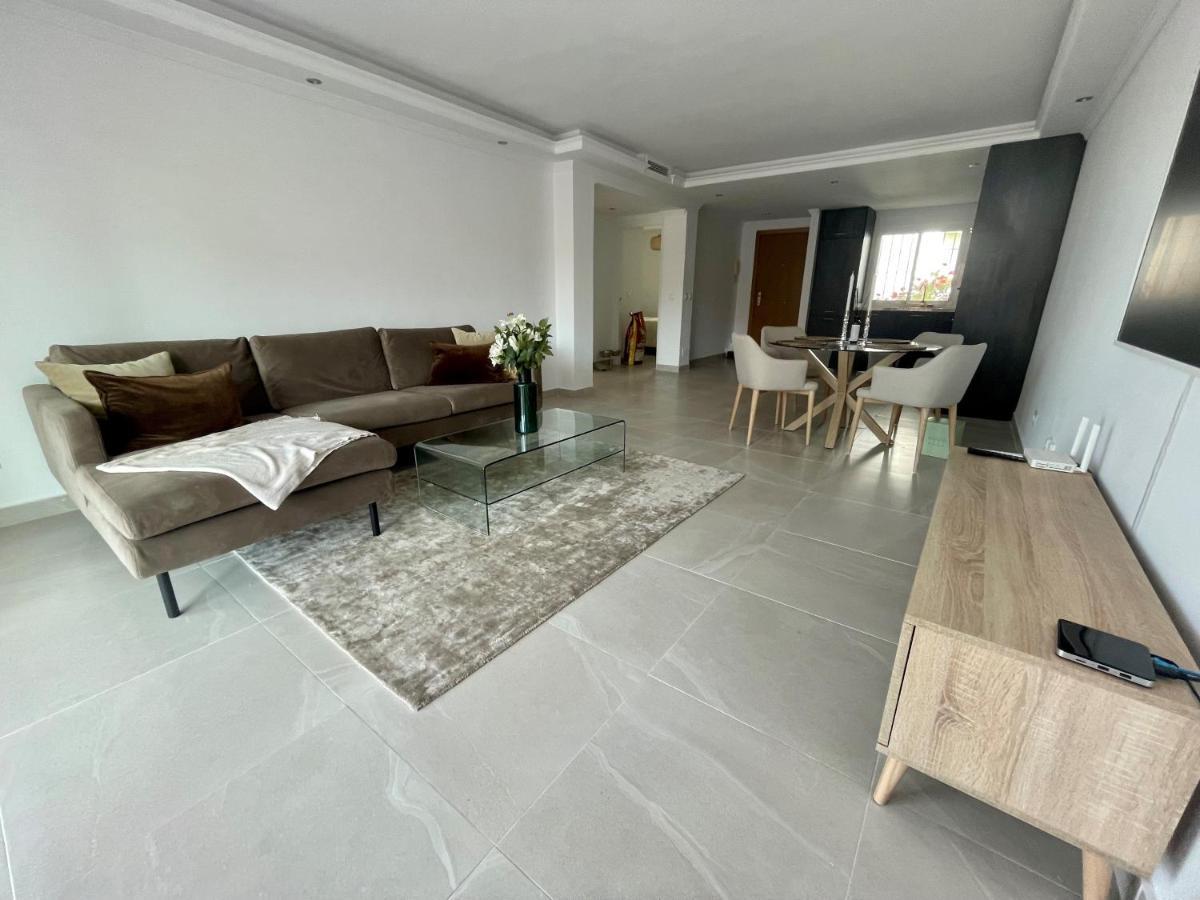 In Puerto Banus - And Luxury Lägenhet Marbella