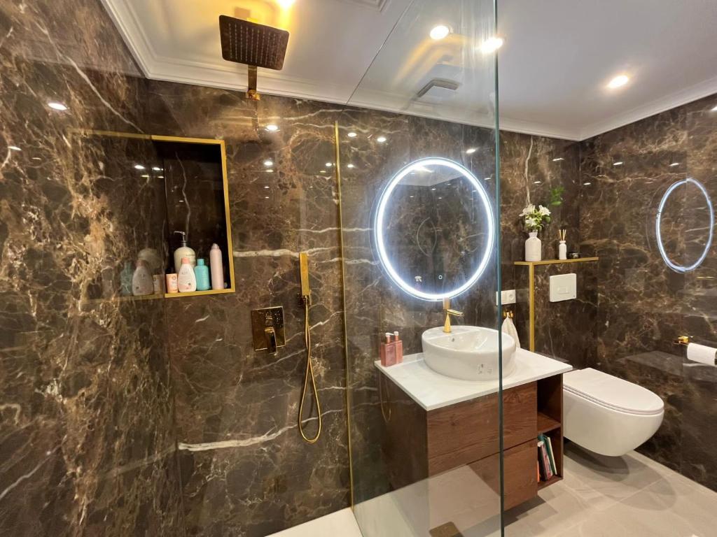 In Puerto Banus - And Luxury Lägenhet