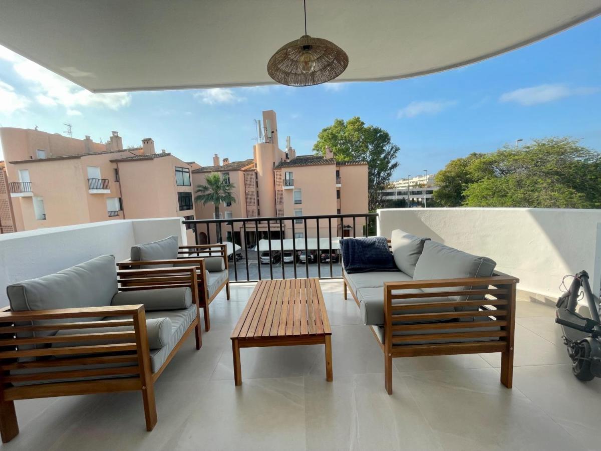 In Puerto Banus - And Luxury Lägenhet